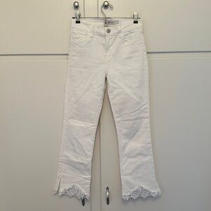 EUC RARE J Brand Selena Avalon White Jeans Straight With Lace Ankle Detail